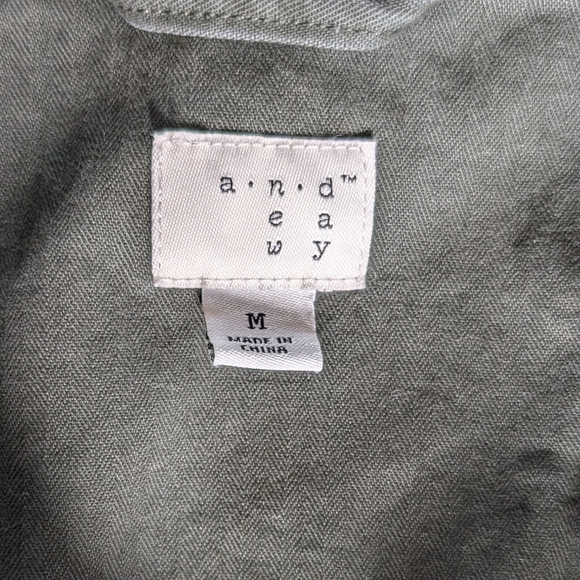 A New Day Cropped Jacket Olive Green - Picture 4 of 6